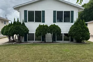 2126 5th Ave S, Fargo,  58103 - Photo 2