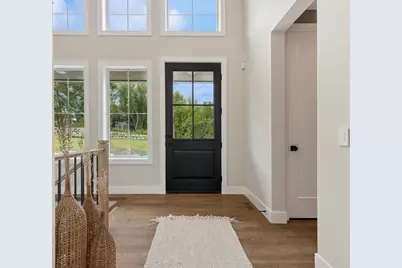 2682 Lakeview Court, Little Canada, MN 55117 - Photo 4