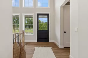 2682 Lakeview Ct, Little Canada, MN 55117 - Photo 4