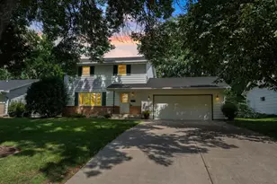 1015 Main St S, Shakopee, MN 55379 - Photo 1