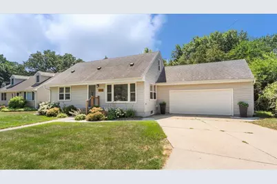 1858 Beckman Avenue, Arden Hills, MN 55112 - Photo 1