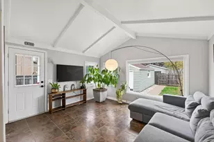 973 Randolph Ave, Saint Paul, MN 55102 - Photo 10