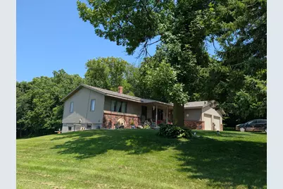 30536 Lexington Road, Le Sueur, MN 56058 - Photo 2