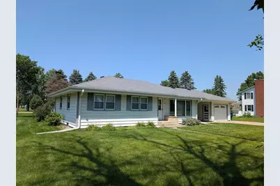 209 Hillcrest Way, Le Sueur, MN 56058 - Photo 2