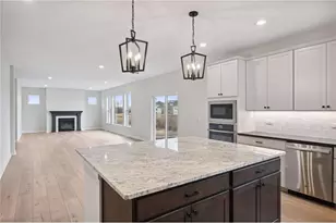 1469 Summerland Wy, Shakopee, MN 55379 - Photo 2