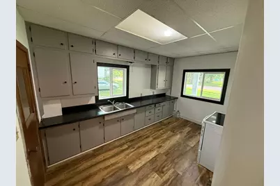 401 Bedal Street, Walnut Grove, MN 56180 - Photo 4