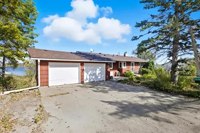 68 Gillard Avenue SE, Buffalo, MN 55313 - Photo 2
