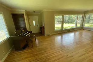 205 Deerwood Ln N, Plymouth, MN 55441 - Photo 6