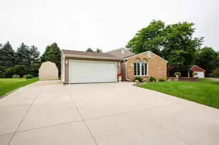 12115 50th Ave N, Plymouth, MN 55442 - Photo 1