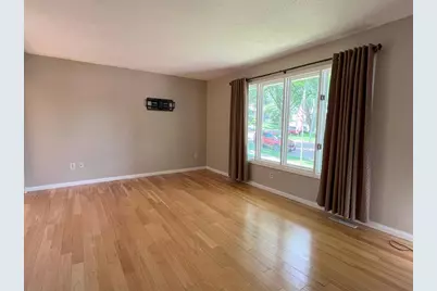 3002 7th Avenue NW, Rochester, MN 55901 - Photo 4