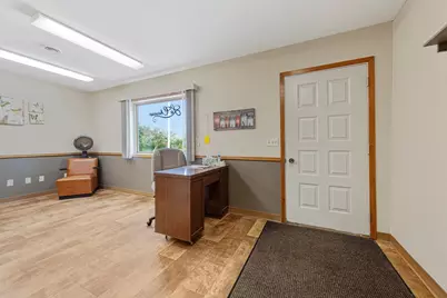 20 S Renville Street, Winthrop, MN 55396 - Photo 6