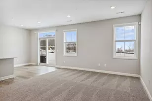 9450 4th St N, Lake Elmo, MN 55042 - Photo 6