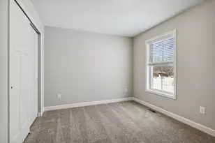 9290 4th St N, Lake Elmo, MN 55042 - Photo 18