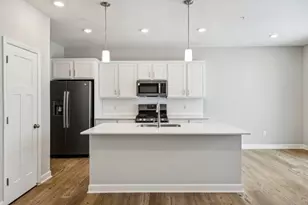 9290 4th St N, Lake Elmo, MN 55042 - Photo 8