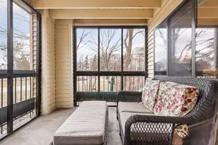 7635 Edinborough Way, Edina, MN 55435 - Photo 18