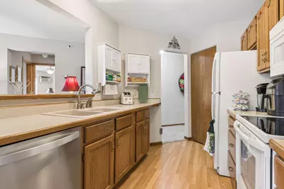 7635 Edinborough Way #5105, Edina, MN 55435 - Photo 8