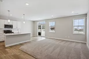 9469 4th St N, Lake Elmo, MN 55042 - Photo 4