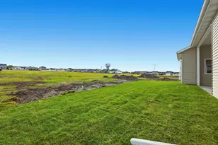 6230 21st St S, Fargo, ND 58104 - Photo 28