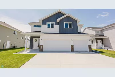 7351 28th Street S, Fargo, ND 58104 - Photo 1