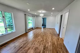 229 E Oak St, Tyler, MN 56178 - Photo 10