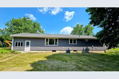 229 E Oak Street, Tyler, MN 56178 - Photo 36