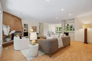 1013 Kenwood Pkwy, Minneapolis, MN 55403 - Photo 18