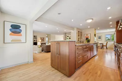 1013 Kenwood Parkway, Minneapolis, MN 55403 - Photo 22