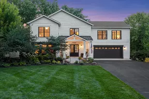 10200 Lakeview Dr W, Minnetonka, MN 55305 - Photo 1