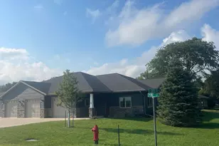 10 Pine St, Tracy, MN 56175 - Photo 32