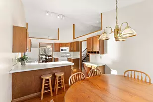 3584 Tara Ln, Woodbury, MN 55125 - Photo 10