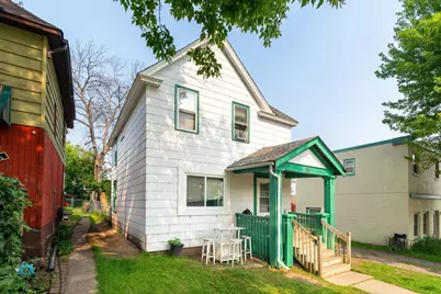 420 S 18th Avenue E, Duluth, MN 55812 - Photo 1