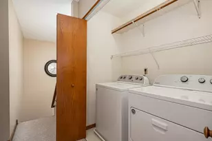 1221 Clarence St, Saint Paul, MN 55106 - Photo 22