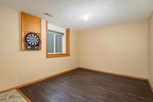 1221 Clarence St, Saint Paul, MN 55106 - Photo 24