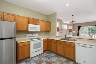 1221 Clarence St, Saint Paul, MN 55106 - Photo 8