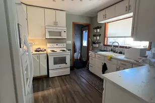 1856 Flandrau St, Maplewood, MN 55109 - Photo 10