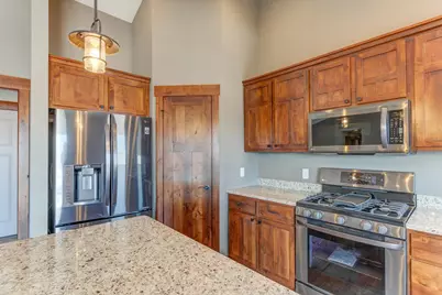 1902 Mink Way, New Richmond, WI 54017 - Photo 4
