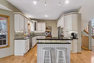 10580 Alison Way, Inver Grove Heights, MN 55077 - Photo 18