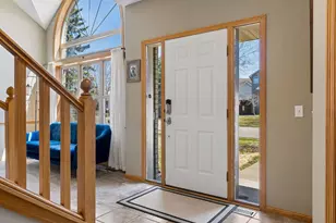 10580 Alison Way, Inver Grove Heights, MN 55077 - Photo 4