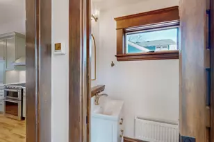 939 Linwood Ave, Saint Paul, MN 55105 - Photo 18