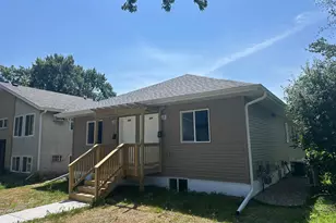 468 Thomas Ave, Saint Paul, MN 55103 - Photo 1