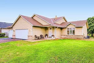 5816 91st Crescent N, Brooklyn Park, MN 55443 - Photo 1