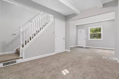 259 Curtice Street W, Saint Paul, MN 55107 - Photo 1