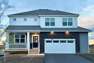 2036 Rainier Dr, Shakopee, MN 55379 - Photo 1