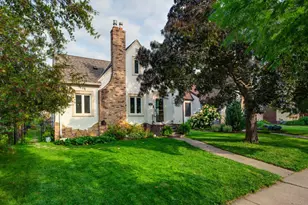 560 Saratoga Street S, Saint Paul, MN 55116 - Photo 1