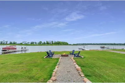 608 W Broadway Street, Wahkon, MN 56386 - Photo 4