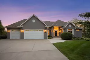 1811 Golf View Dr, Buffalo, MN 55313 - Photo 1