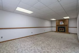 1670 Castle Dr, North Mankato, MN 56003 - Photo 20