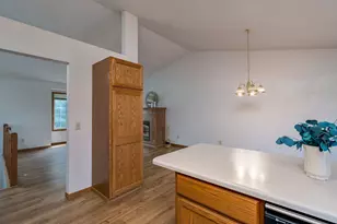 1670 Castle Dr, North Mankato, MN 56003 - Photo 14