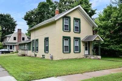 403 W Broadway Street, Winona, MN 55987 - Photo 2