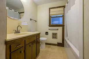 595 Milwaukee Ave SW, Hutchinson, MN 55350 - Photo 12